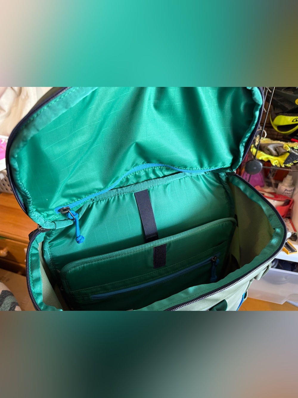 Cotopaxi Torre 24L Daypack - Cada Dia Spruce Green - excellent condition - Picture 6 of 10